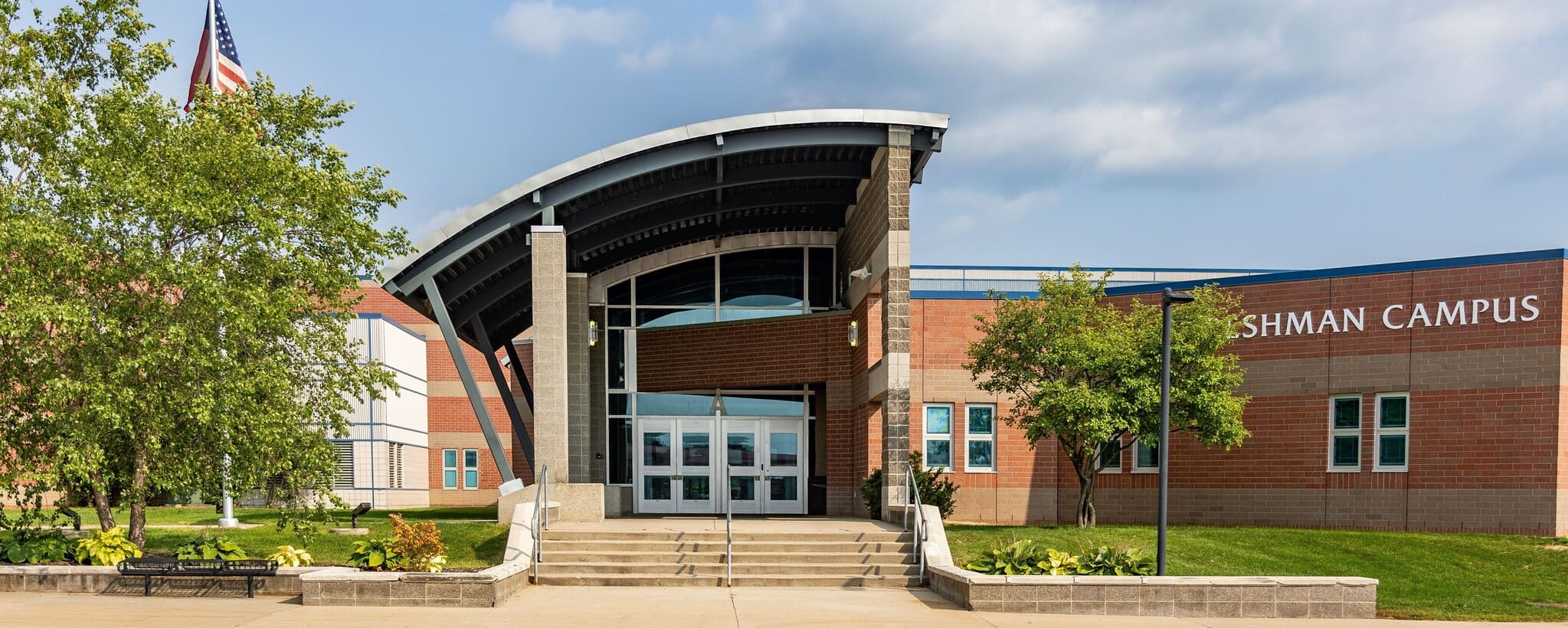 freshman_campus_1_1 (1)
